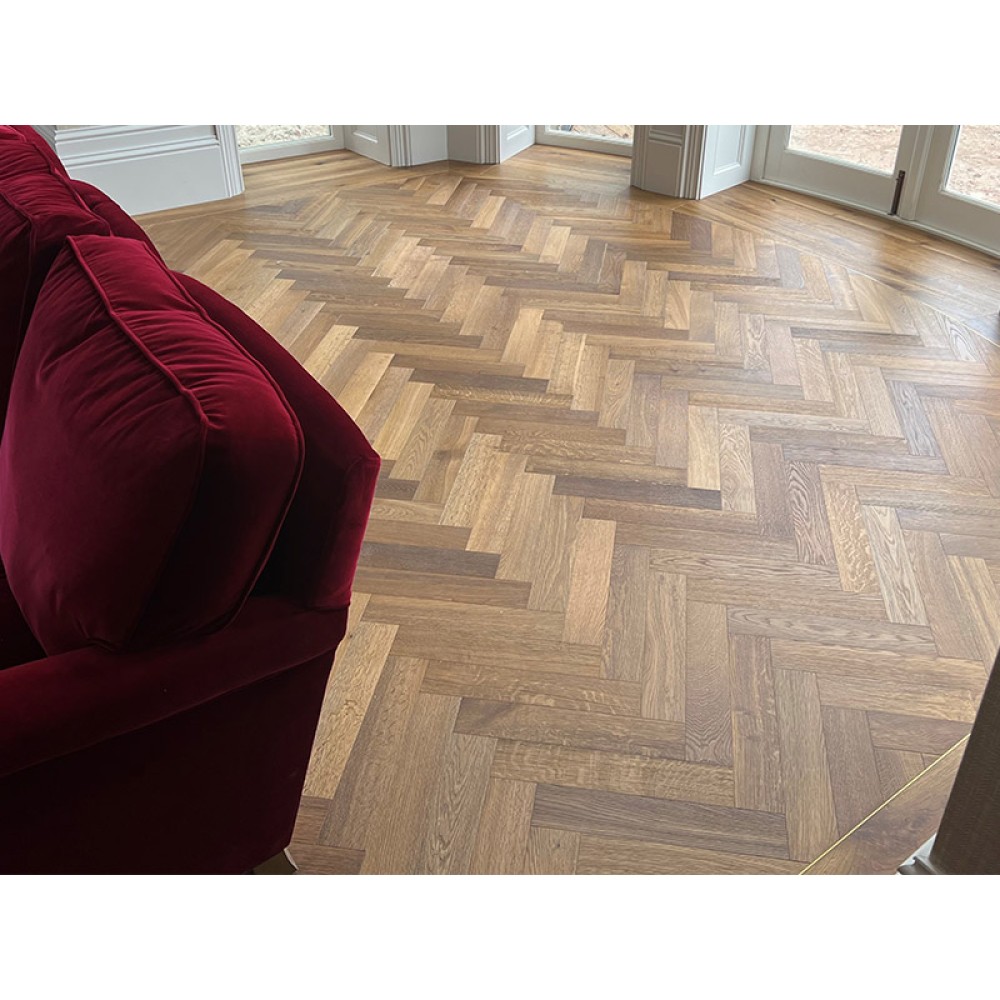 120 X 18 X 600mm Herringbone Morrison Oak - 0.72M2 PK